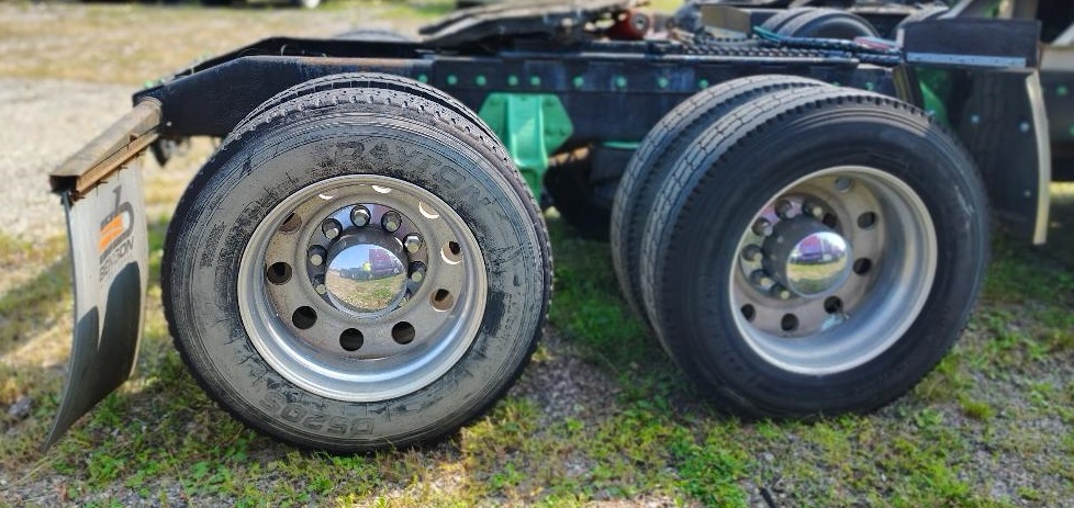 1995 PETERBILT 379 - Image 11